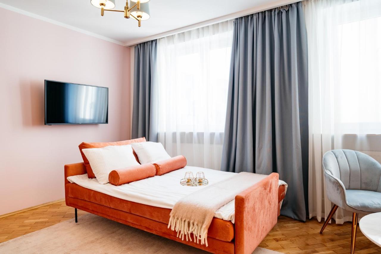 Crystal House II - Loftaffair Collection Apartment คราคูฟ ภายนอก รูปภาพ