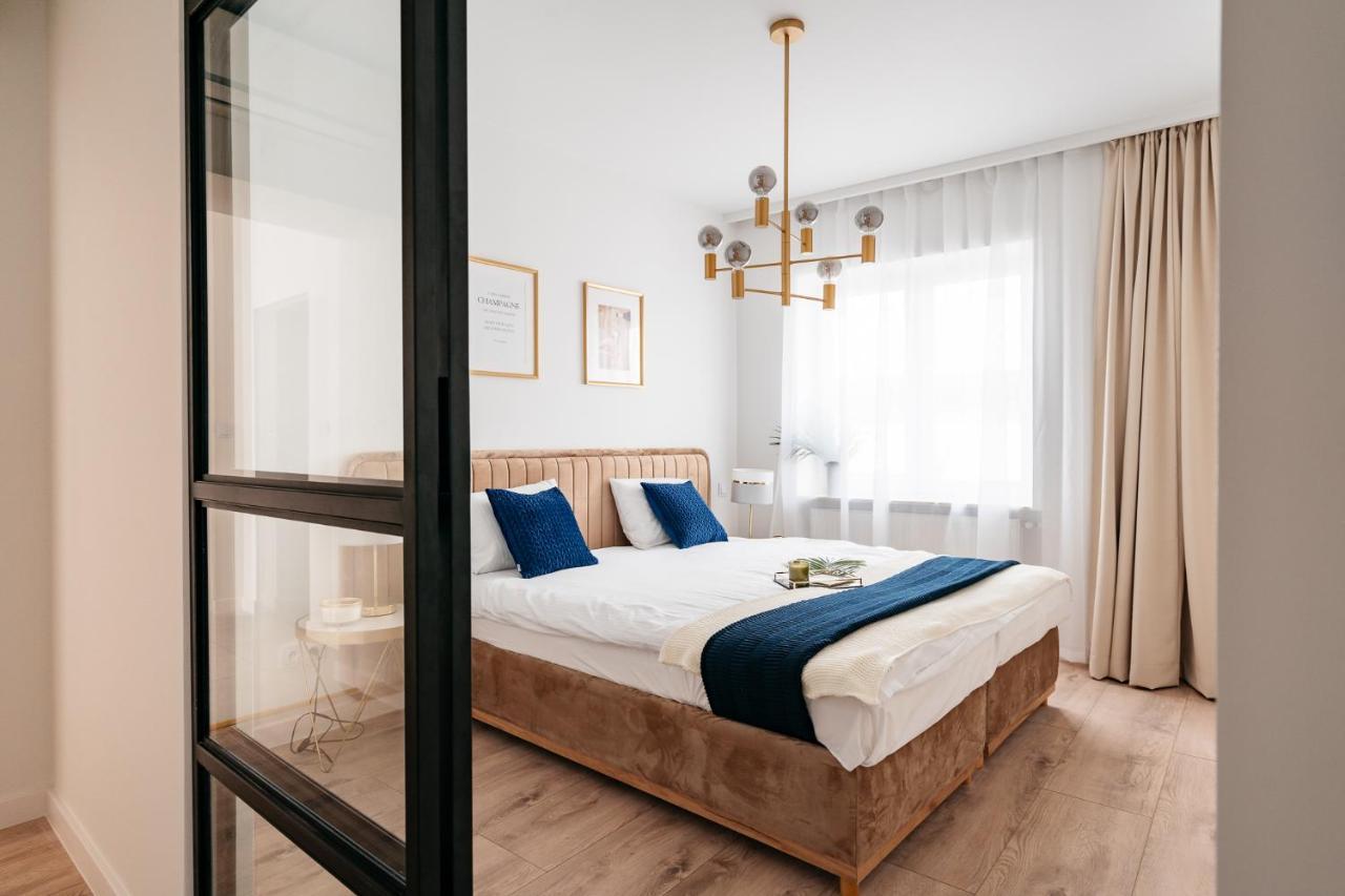 Crystal House II - Loftaffair Collection Apartment คราคูฟ ภายนอก รูปภาพ