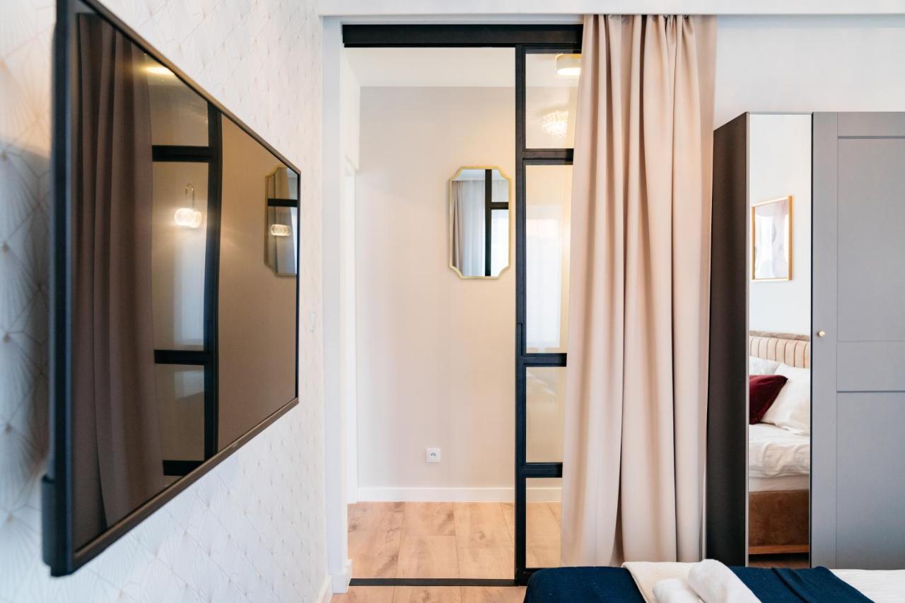 Crystal House II - Loftaffair Collection Apartment คราคูฟ ภายนอก รูปภาพ